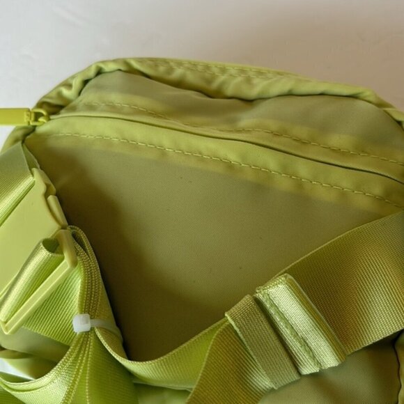 NEW! GAIAM Sidekick Waist Pack - lime Green zipper top - Picture 5 of 7